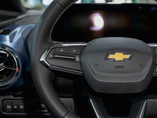 Chevrolet Equinox EV  2026 à St-Jérôme, Québec - 15 - w320h240px