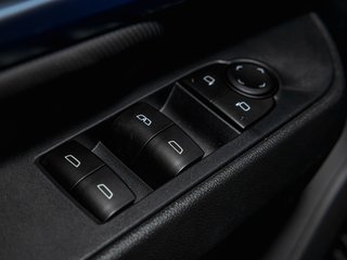 Chevrolet Equinox EV  2026 à St-Jérôme, Québec - 24 - w320h240px