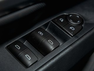 Chevrolet Equinox EV  2026 à St-Jérôme, Québec - 25 - w320h240px