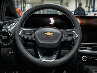 Chevrolet Equinox EV  2026 à St-Jérôme, Québec - 13 - w320h240px
