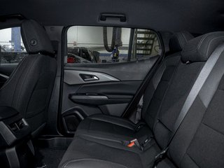 Chevrolet Equinox EV  2026 à St-Jérôme, Québec - 27 - w320h240px