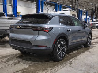 Chevrolet Equinox EV  2026 à St-Jérôme, Québec - 9 - w320h240px