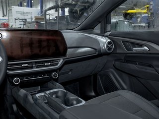 Chevrolet Equinox EV  2026 à St-Jérôme, Québec - 19 - w320h240px