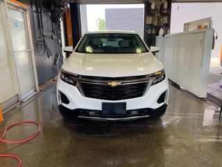 Chevrolet Equinox  2022 à St-Jérôme, Québec - 4 - w320h240px