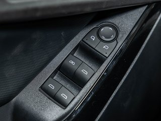 Chevrolet Equinox  2027 à St-Jérôme, Québec - 24 - w320h240px