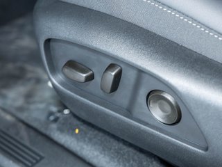 Chevrolet Equinox  2027 à St-Jérôme, Québec - 23 - w320h240px