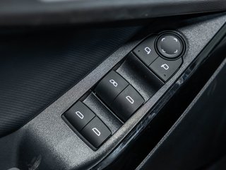 Chevrolet Equinox  2027 à St-Jérôme, Québec - 24 - w320h240px