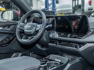 Chevrolet Equinox  2027 à St-Jérôme, Québec - 27 - w320h240px