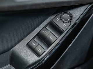 Chevrolet Equinox  2027 à St-Jérôme, Québec - 26 - w320h240px