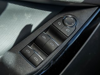 2027 Chevrolet Equinox in St-Jérôme, Quebec - 27 - w320h240px