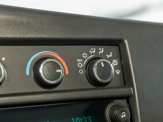 Chevrolet Express Commercial Cutaway  2025 à St-Jérôme, Québec - 14 - w320h240px