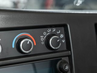 Chevrolet Express Cutaway 4500  2026 à St-Jérôme, Québec - 18 - w320h240px