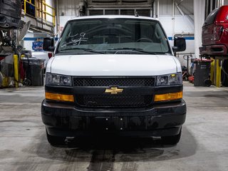 Chevrolet Express Passenger  2025 à St-Jérôme, Québec - 2 - w320h240px