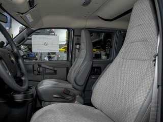 Chevrolet Express Passenger  2025 à St-Jérôme, Québec - 10 - w320h240px