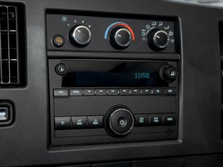 Chevrolet Express Passenger  2025 à St-Jérôme, Québec - 16 - w320h240px