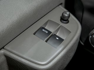 Chevrolet Express Passenger  2025 à St-Jérôme, Québec - 17 - w320h240px