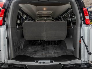 2025 Chevrolet Express Passenger in St-Jérôme, Quebec - 23 - w320h240px