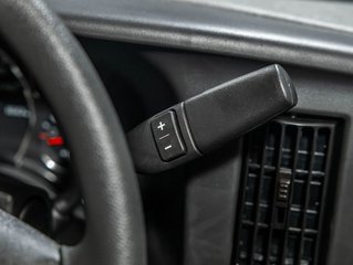 2025 Chevrolet Express Passenger in St-Jérôme, Quebec - 15 - w320h240px