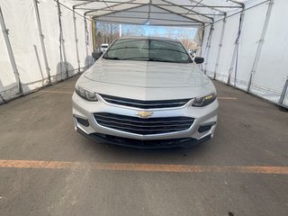 2016 Chevrolet Malibu in St-Jérôme, Quebec - 4 - w320h240px
