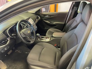 2023 Chevrolet Malibu in St-Jérôme, Quebec - 3 - w320h240px