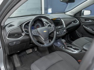 2023 Chevrolet Malibu in St-Jérôme, Quebec - 2 - w320h240px
