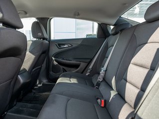 Chevrolet Malibu  2024 à St-Jérôme, Québec - 26 - w320h240px