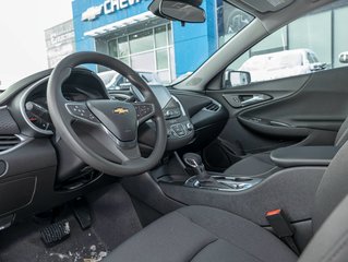 Chevrolet Malibu  2024 à St-Jérôme, Québec - 12 - w320h240px