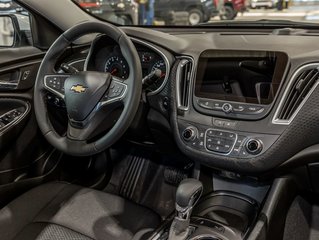 Chevrolet Malibu  2024 à St-Jérôme, Québec - 25 - w320h240px