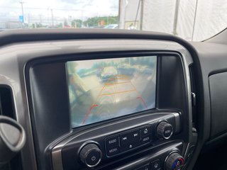 Chevrolet Silverado 1500  2017 à St-Jérôme, Québec - 12 - w320h240px