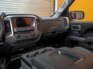 2017 Chevrolet Silverado 1500 in St-Jérôme, Quebec - 18 - w320h240px