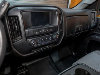 2018 Chevrolet Silverado 1500 in St-Jérôme, Quebec - 16 - w320h240px