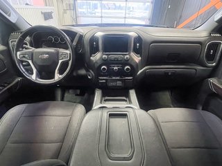 2021 Chevrolet Silverado 1500 in St-Jérôme, Quebec - 10 - w320h240px