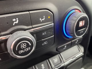 2021 Chevrolet Silverado 1500 in St-Jérôme, Quebec - 17 - w320h240px