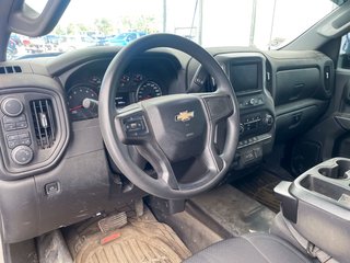 2021 Chevrolet Silverado 1500 in St-Jérôme, Quebec - 3 - w320h240px