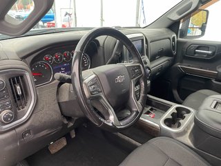 2021 Chevrolet Silverado 1500 in St-Jérôme, Quebec - 3 - w320h240px