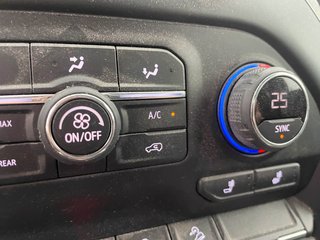 2021 Chevrolet Silverado 1500 in St-Jérôme, Quebec - 17 - w320h240px