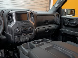 2021 Chevrolet Silverado 1500 in St-Jérôme, Quebec - 17 - w320h240px