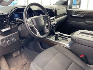 2022 Chevrolet Silverado 1500 in St-Jérôme, Quebec - 3 - w320h240px