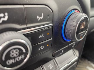 2022 Chevrolet Silverado 1500 in St-Jérôme, Quebec - 16 - w320h240px