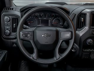 Chevrolet Silverado 1500  2022 à St-Jérôme, Québec - 12 - w320h240px