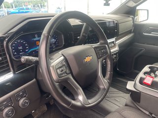 2022 Chevrolet Silverado 1500 in St-Jérôme, Quebec - 3 - w320h240px
