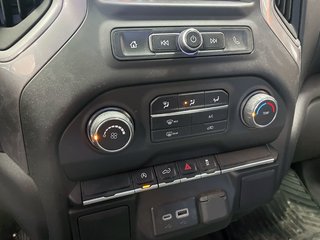 2022 Chevrolet Silverado 1500 in St-Jérôme, Quebec - 13 - w320h240px