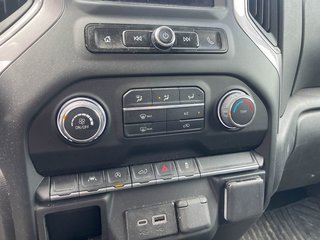 Chevrolet Silverado 1500  2022 à St-Jérôme, Québec - 9 - w320h240px