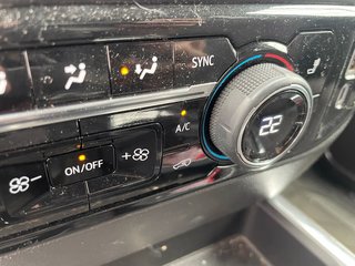 2023 Chevrolet Silverado 1500 in St-Jérôme, Quebec - 17 - w320h240px