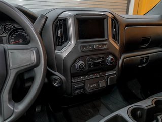 2023 Chevrolet Silverado 1500 in St-Jérôme, Quebec - 17 - w320h240px