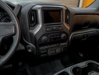 Chevrolet Silverado 1500  2023 à St-Jérôme, Québec - 17 - w320h240px