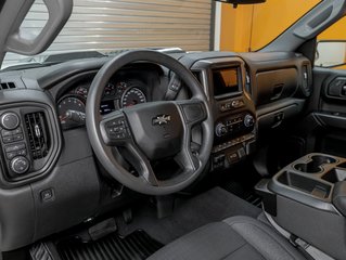 Chevrolet Silverado 1500  2023 à St-Jérôme, Québec - 2 - w320h240px