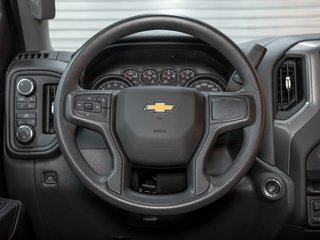 Chevrolet Silverado 1500  2023 à St-Jérôme, Québec - 12 - w320h240px