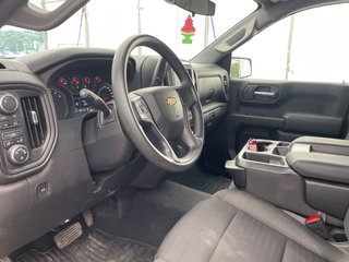 Chevrolet Silverado 1500  2023 à St-Jérôme, Québec - 3 - w320h240px