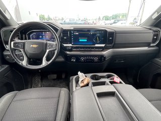 Chevrolet Silverado 1500  2023 à St-Jérôme, Québec - 10 - w320h240px